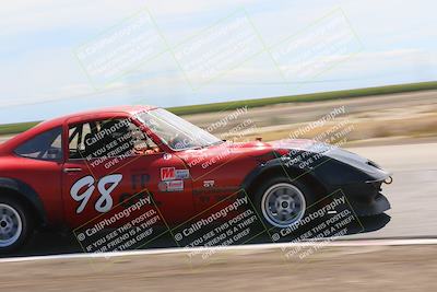 media/Jun-04-2022-CalClub SCCA (Sat) [[1984f7cb40]]/Group 1/Race (Cotton Corners)/